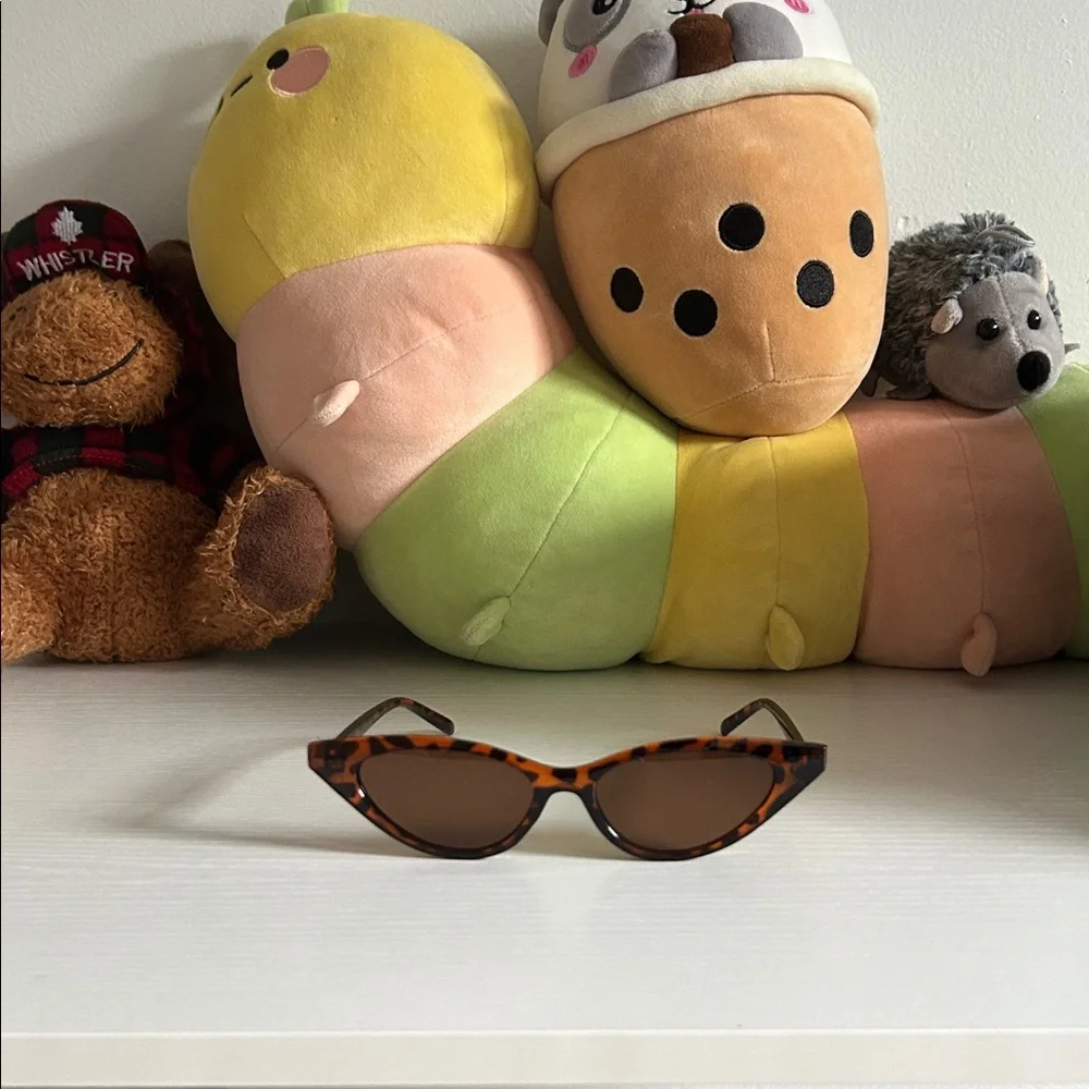 Tortoiseshell Cat Eye Sunglasses - Brown Lenses